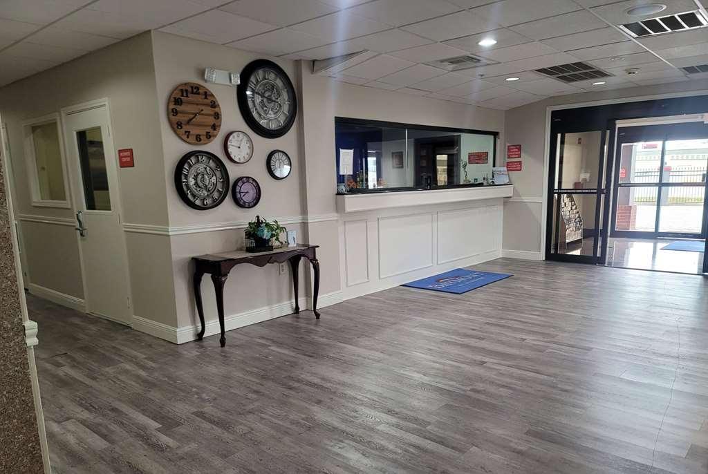Baymont By Wyndham Houston Brookhollow Екстериор снимка